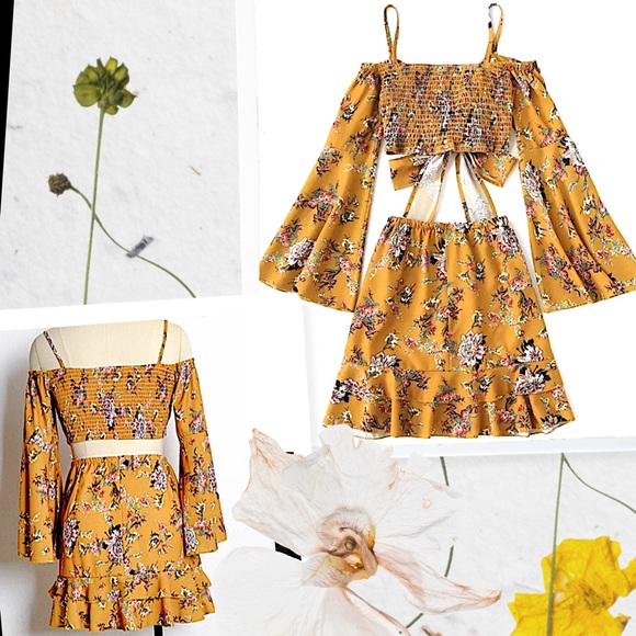 Off Shoulder Ruched Vintage Boho Flare Sleeve Mini - Picture 5 of 7